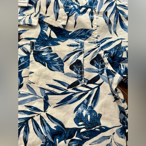 OLD NAVY NWT Blue Floral Button Down Shirt, 12-18 Month - Picture 3 of 8